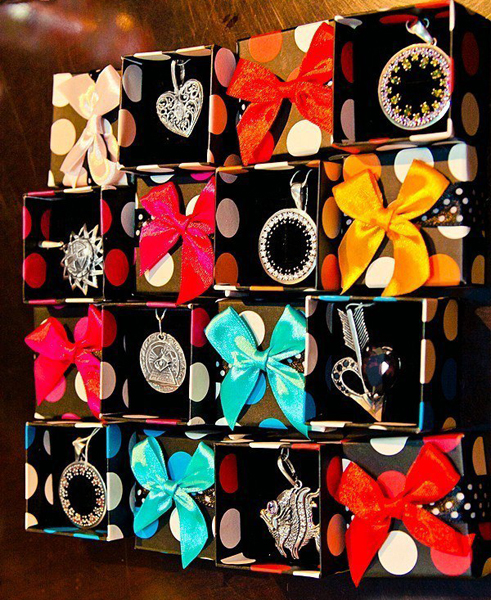 Фото Коробочки с украшениями